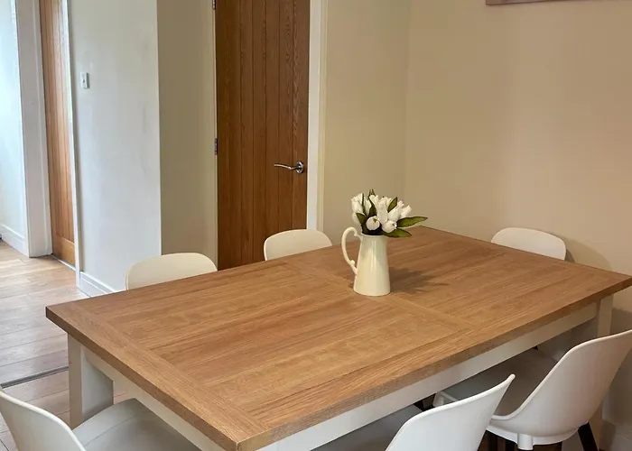 Holiday home Flaxman Avenue - Lovely 4 Bed Home, 5 Mins Drive To Centre, Free Superfast Wi-fi, Free On-street Parking York